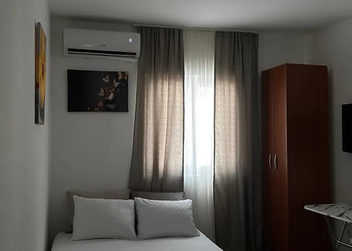Apartments Lipa